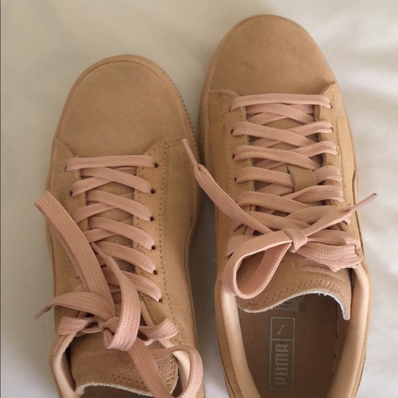 puma nude sneakers